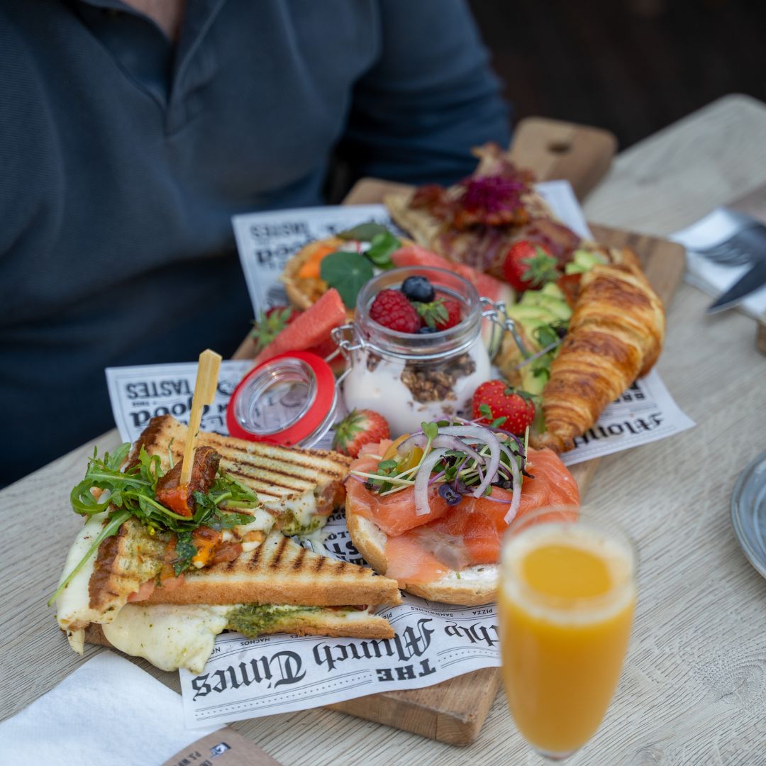 Luxe ontbijt bij De Wieëtsjaf in Kerkrade