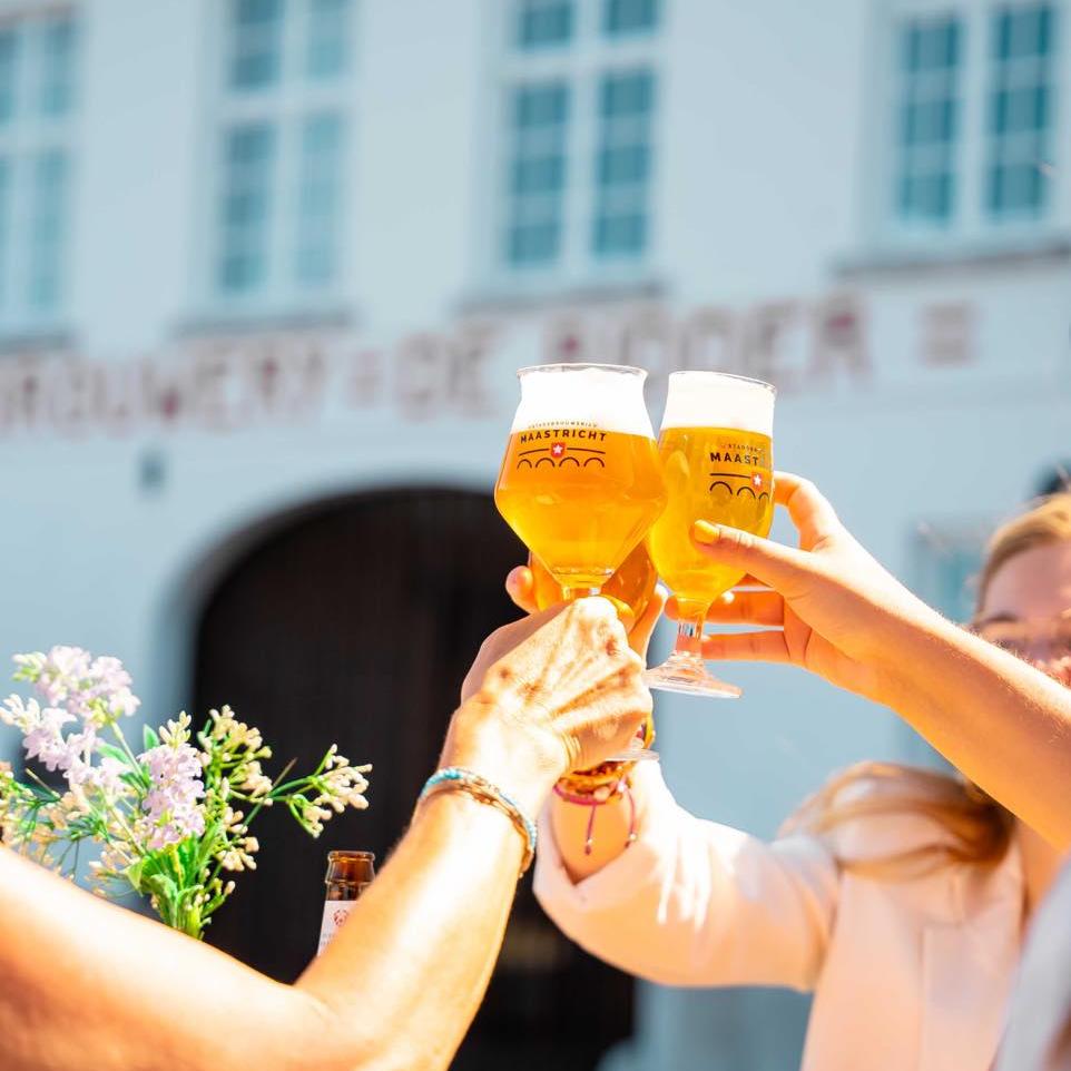 'Wycker' Stadswandeling & Bierproeverij bij Stadsbrouwerij Maastricht