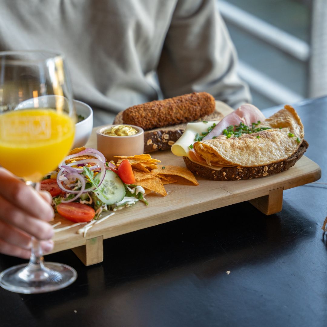 Lunch bij Brasserie HeerluX in Schinveld