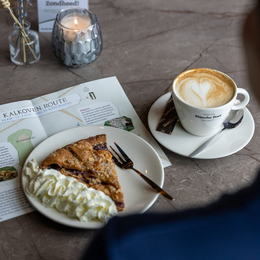 Vlaai bij Brasserie Zondheed in Ubachsberg