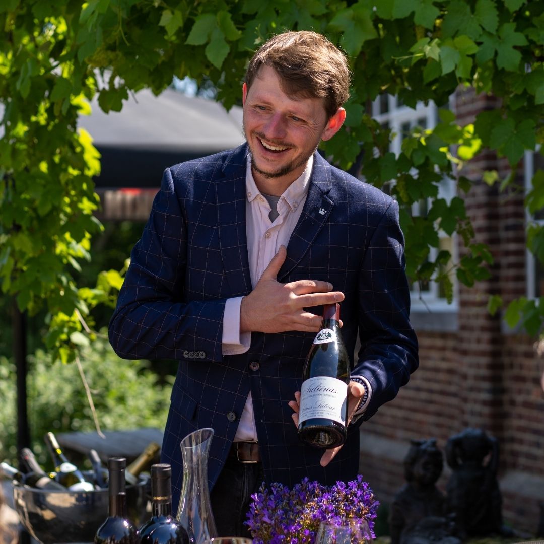 Sommelier Jim Puts van Restaurant Café Modern in Teuven