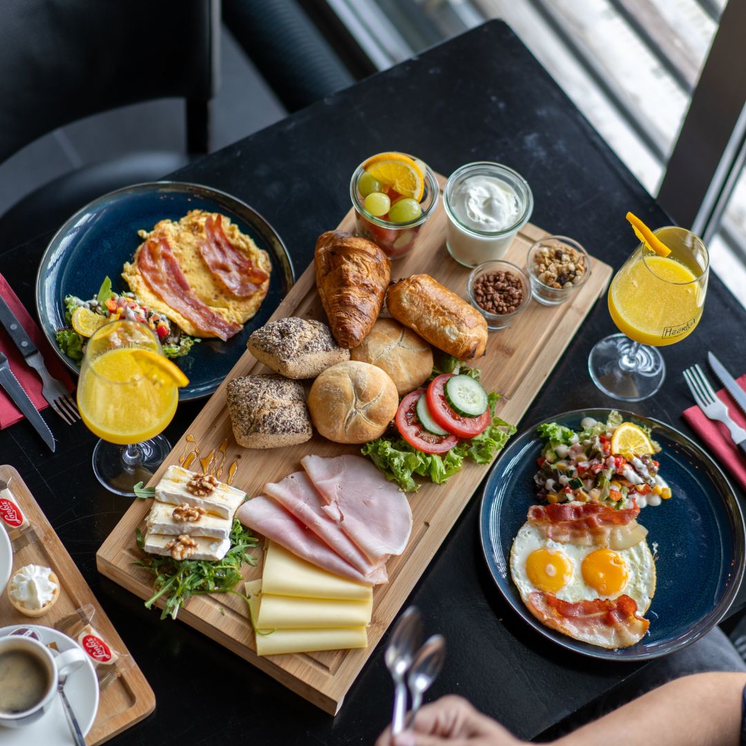 Luxe ontbijt bij Brasserie Heerlux