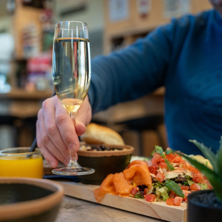 ontbijt Grand Café Geusseltbad in Maastricht